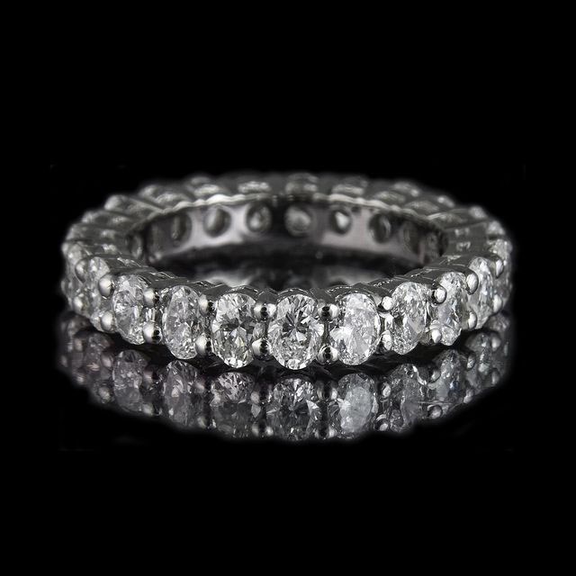Picture of diamond ring