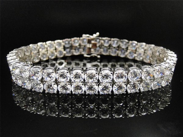 Picture of diamond bracelet